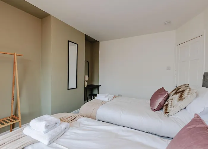 Grinkle アパート レッドカー