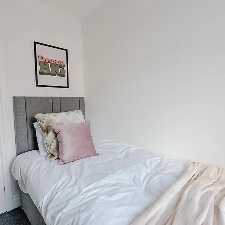Grinkle Apartment